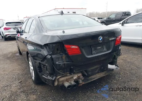 2012 BMW 528I xDrive из США, поврежденный, VIN WBAXH5C53CDW10500